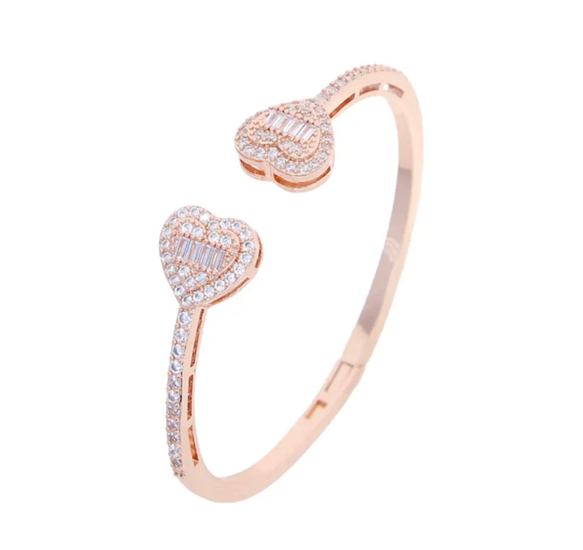 Double Heart Spring Clasp Bangle