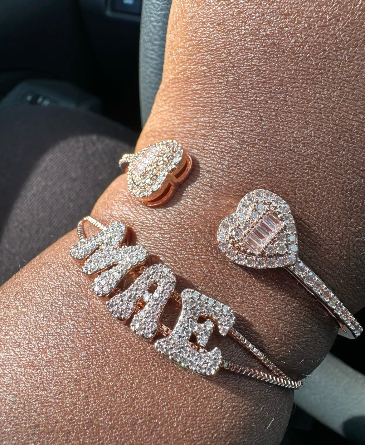 Double Heart Spring Clasp Bangle