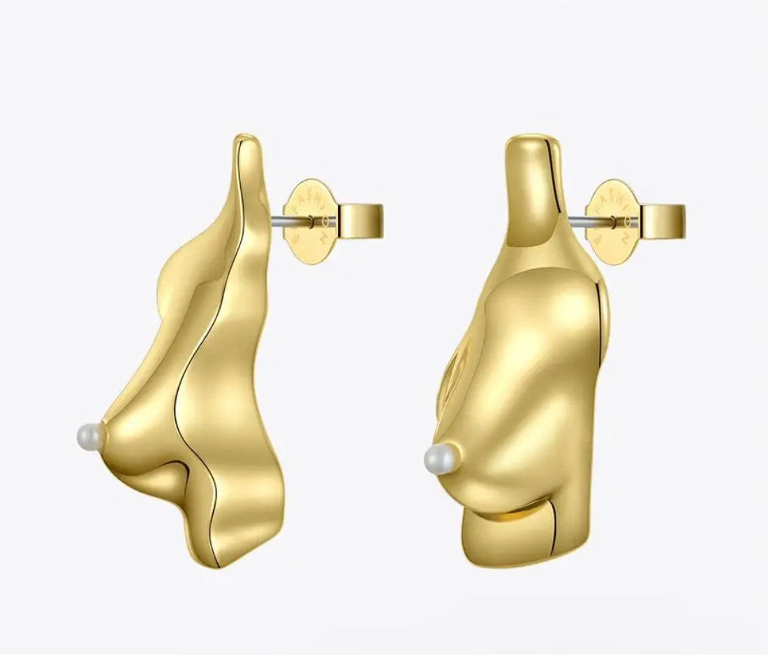 Pearly Nip Statement Stud Earrings