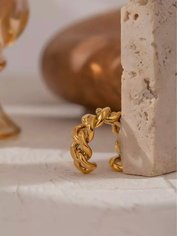 Golden Chain link ring