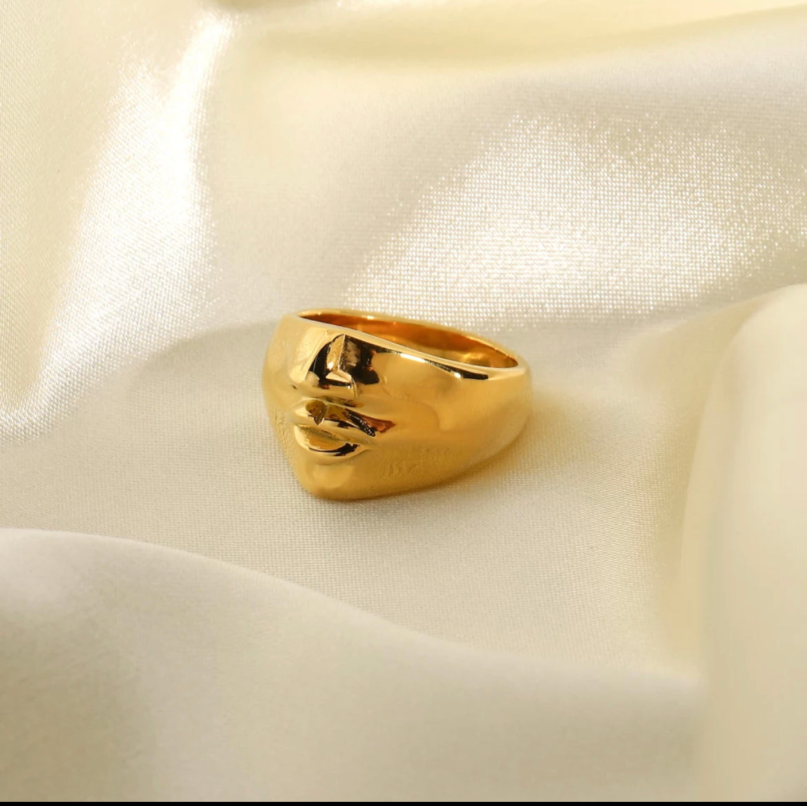 Gold Face Ring