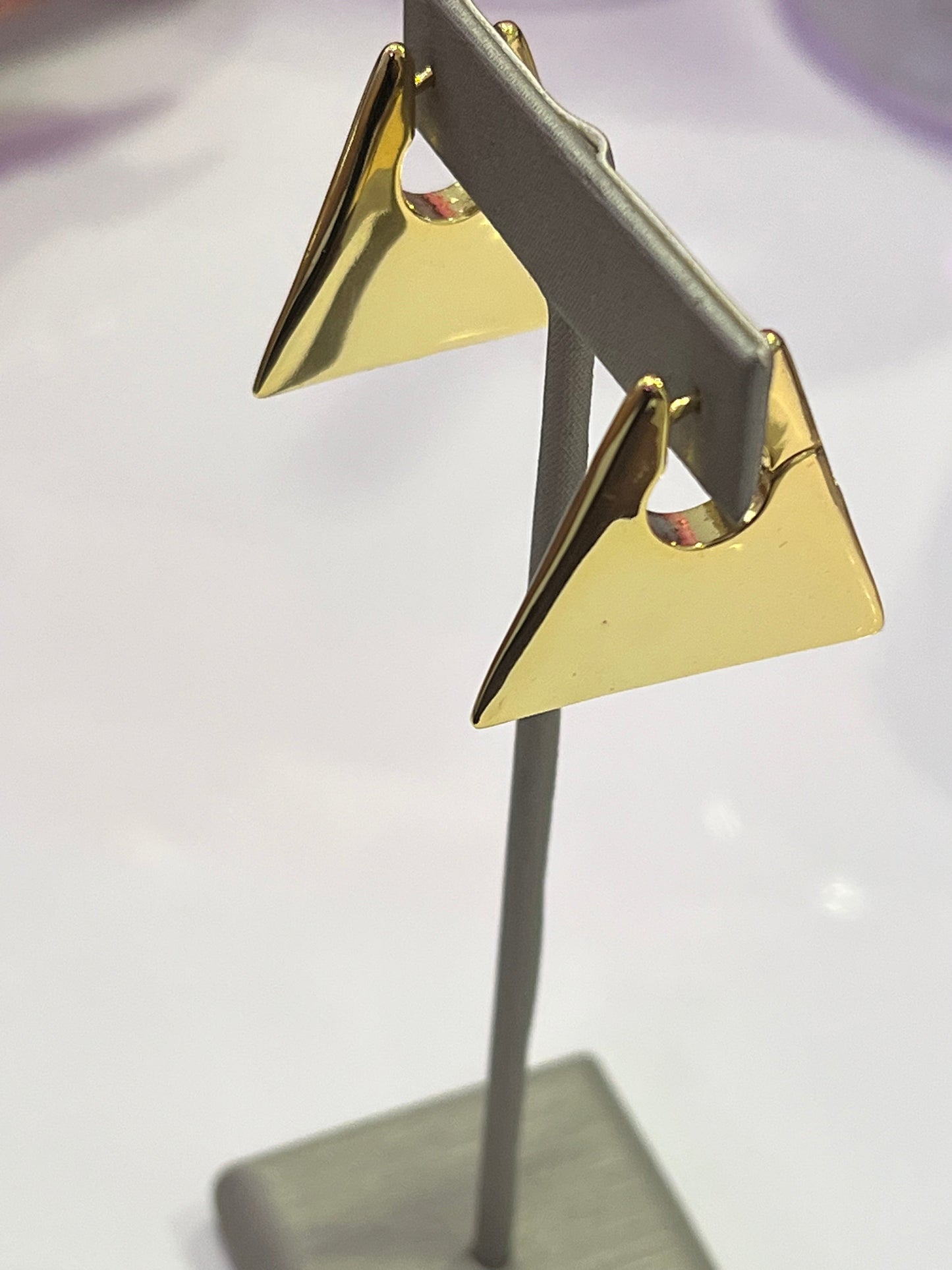 Solid Triangular Hoop