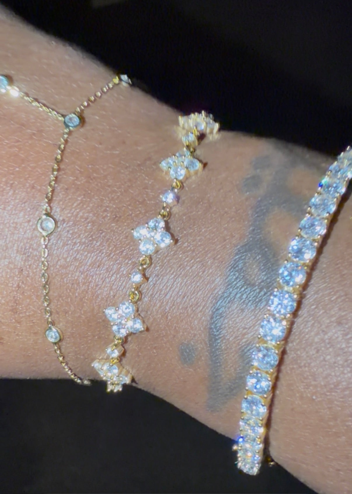 Diamond Handchain