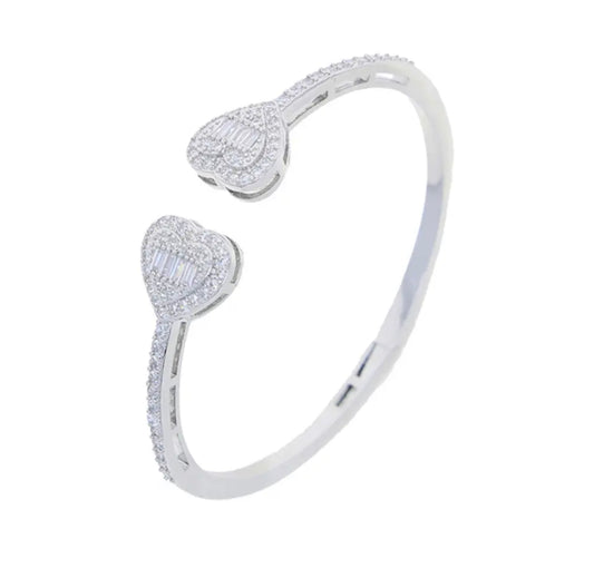 Double Heart Spring Clasp Bangle