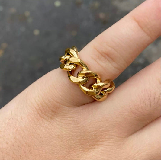 Golden Chain link ring